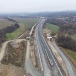 35 km 75+050 układanie warstw konstrukcji nawierzchni