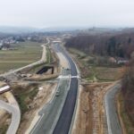 43 km 76+560 układanie warstw konstrukcji nawierzchni