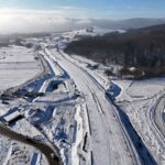 43 km 76+580 układanie warstw konstrukcji nawierzchni