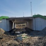 11 km 74+170 obiekt PZDs 2.2 - etap wykonywania zasypek, płyt przejściowych