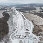 27 km 73+630 obiekt MS 2.8, układanie warstw konstrukcji nawierzchni