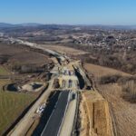 24 km 73+100 roboty ziemne, układanie warstw konstrukcji nawierzchni