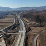 43 km 76+560 układanie warstw konstrukcji nawierzchni