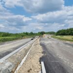 10 km 74+170 wyk. drenażu w pasie rozdziału (przeciwnie do km)