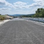 13.2 km 74+500 obiekt ES 2.2 - ułożony asfalt lany na ustroju nośnym