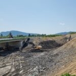 21.3 km 77+600 roboty ziemne, docelowy węzeł Dukla