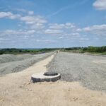 4 km 70+800 układanie warstwy podbudowy pomocniczej (przeciwnie do km)