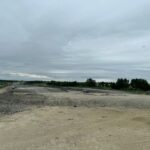 4 km 70+800 układanie warstwy podbudowy z kruszywa(przeciwnie do km)