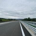 12.1 km 74+500 obiekt ES 2.2-montaż barier