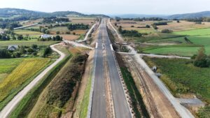 14 km 70+540 ułożone warstwy nawierzchni