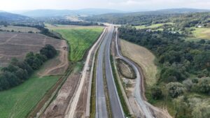 40 km 75+250 ułożone warstwy nawierzchni