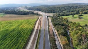 44 km 75+800 ułożone warstwy nawierzchni