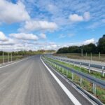 10 km 74+170 malowanie oznakowania poziomego (przeciwnie do km)