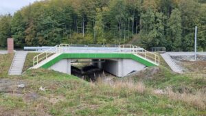 18 km 76+800 obiekt MS 2.9 - wykonane schody skarpowe