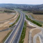 27 km 73+060 ułożone warstwy nawierzchni